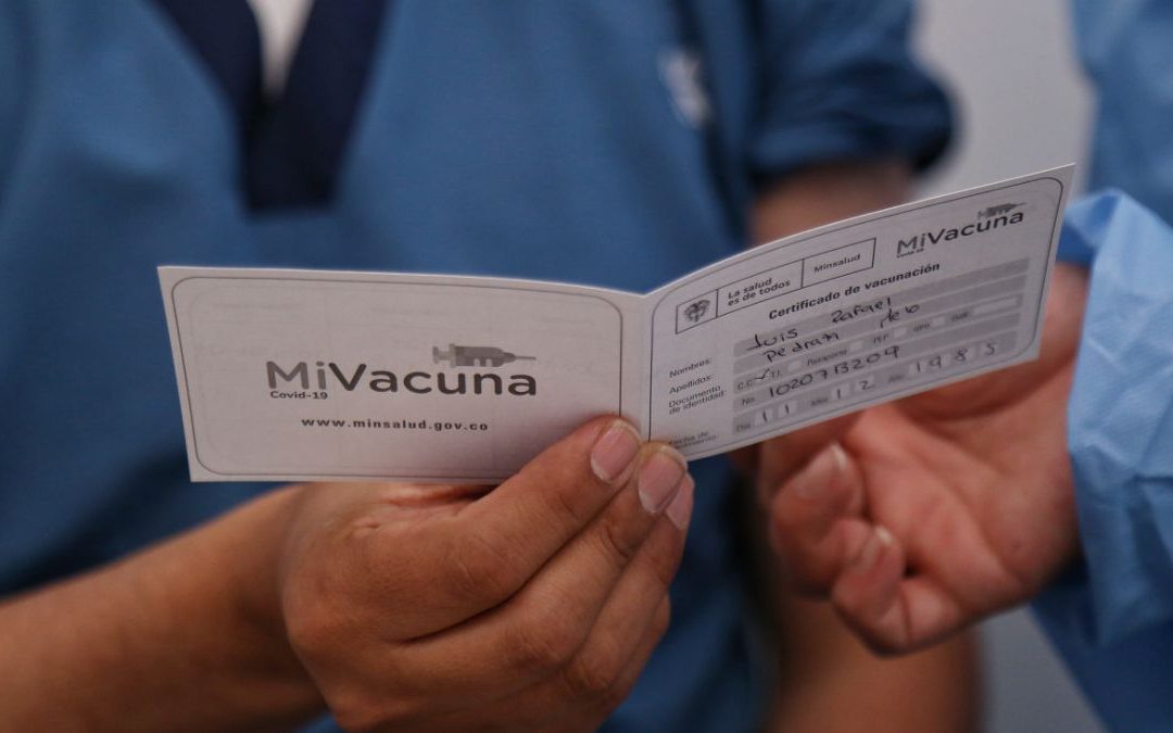 MinSalud impuso nuevos requisitos para quienes quieran entrar el país: Vacuna contra el COVID-19 o prueba PCR