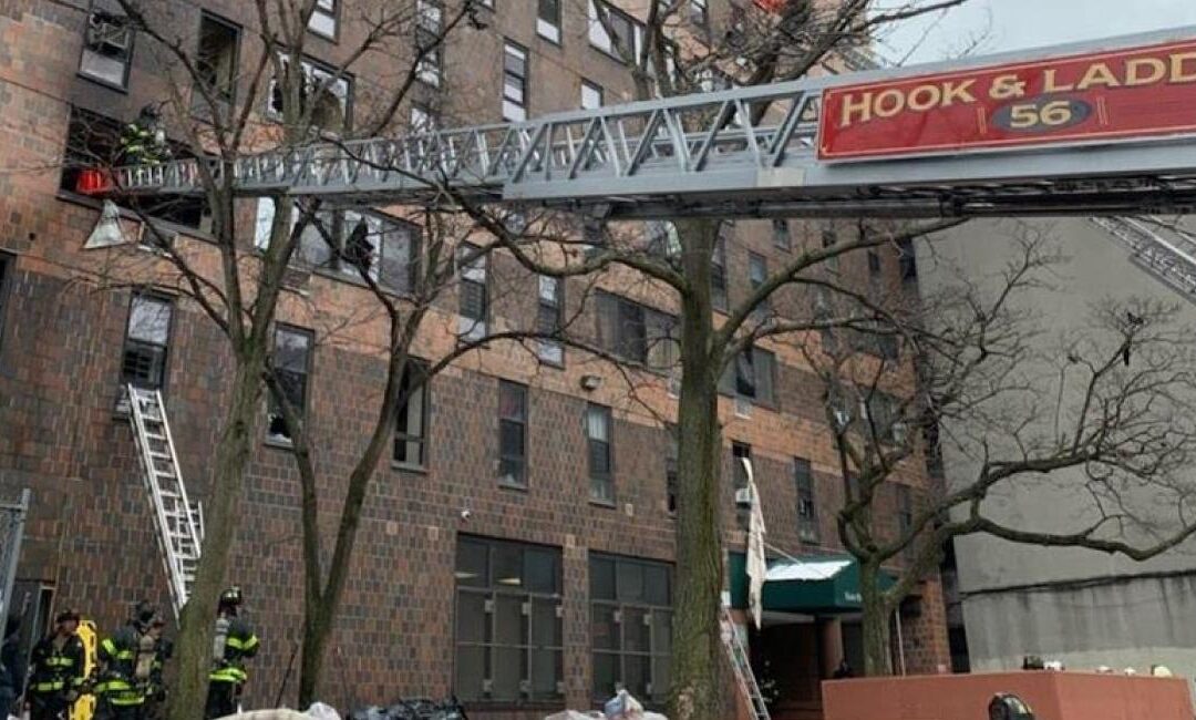Terror en Estados Unidos: Incendio en edificio residencial de Nueva York deja al menos 19 muertos