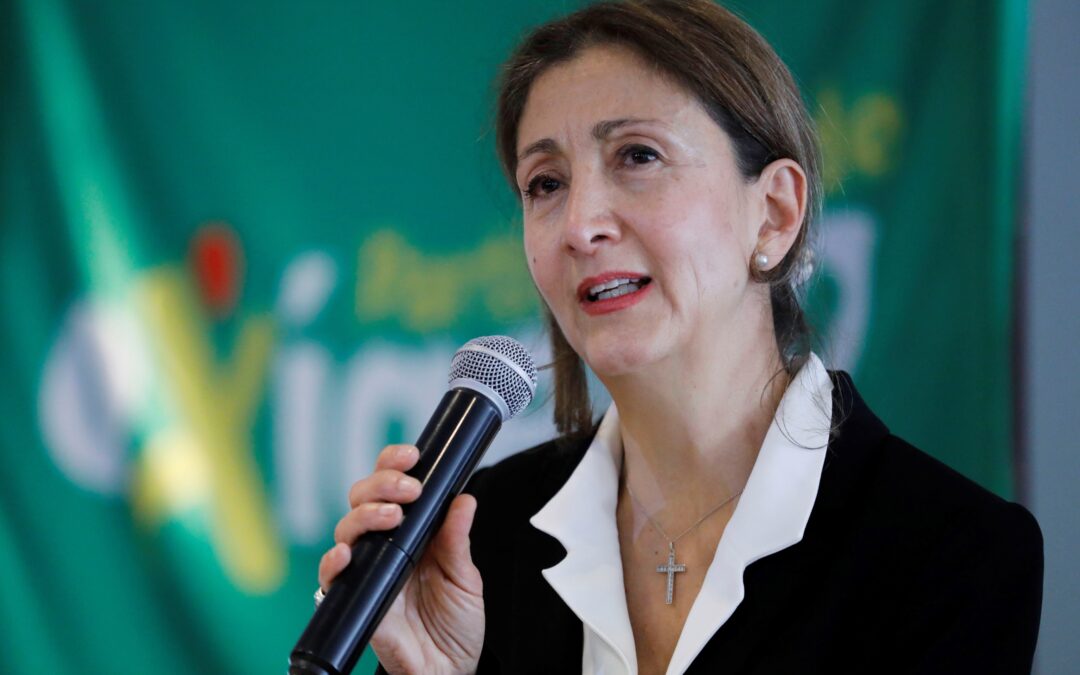Cuota femenina en la coalición Centro Esperanza: Íngrid Betancourt se lanzará a la presidencia