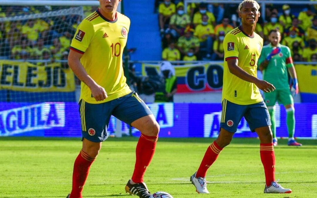 «Desagradecidos de…»: James Rodríguez insultó a los hinchas de la Selección Colombia, luego de la derrota ante Perú