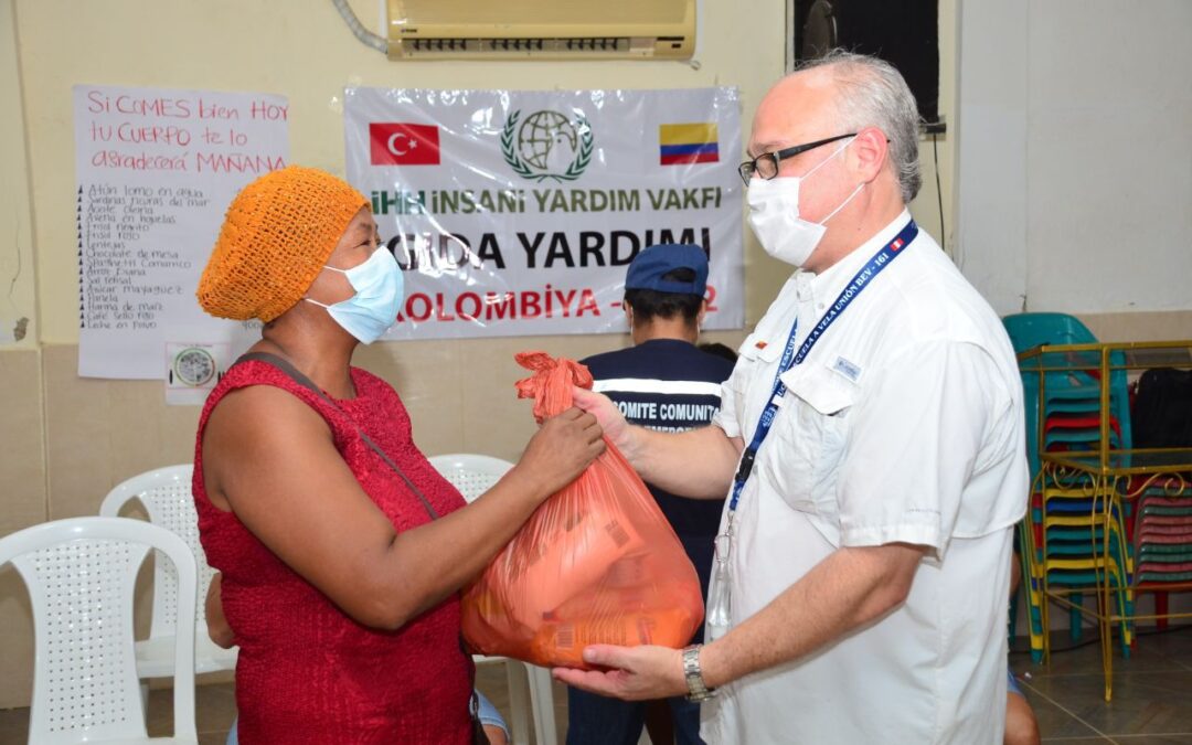 Fundación de Turquía alimenta familias cartageneras en extrema pobreza: Entérese de qué se trata