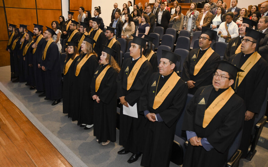 En ceremonias presenciales en todo el país, la ESAP graduó a más de 1.000 de sus estudiantes