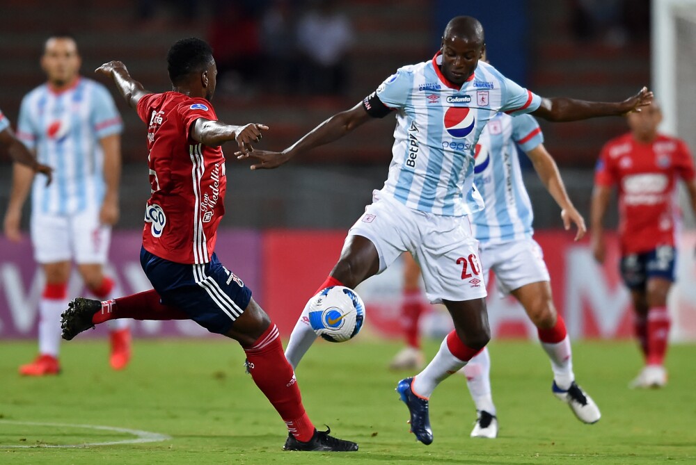 Picó en punta: El DIM venció por la ‘mínima’ al América y quiere seguir en carrera en Copa Sudamericana