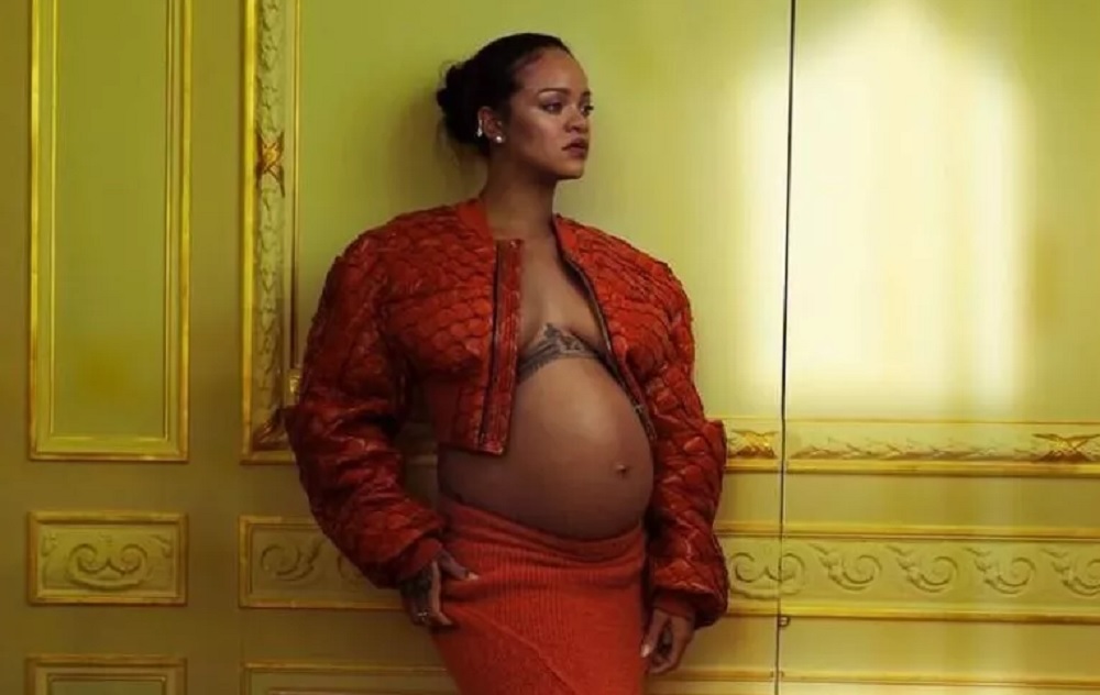 Revolución en las redes sociales: Rihanna dio a luz a su primer hijo
