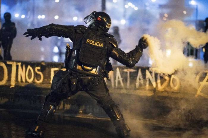 Fiscalía elevó cargos en contra de un uniformado del ESMAD que le provocó la muerte a un joven manifestante