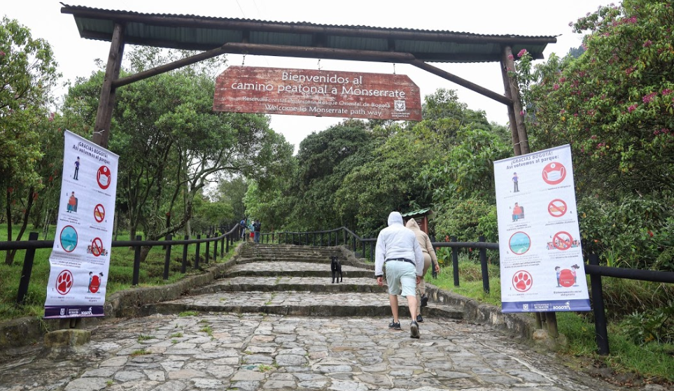 Con cuchillos y armas de fuego delincuentes atracan a deportistas en el santuario de Monserrate