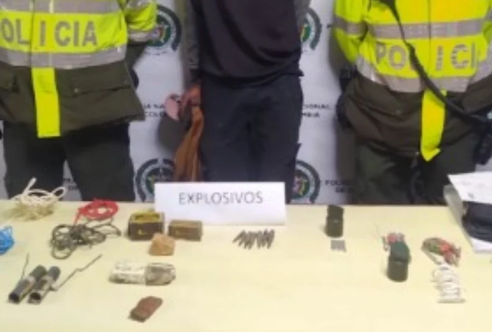 Hombre con explosivos fue detenido, llevaba una maleta con pentolita y C14