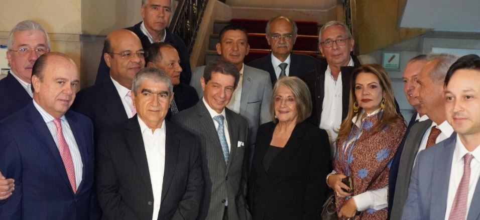 Reforma Agraría en buen camino, Gobierno y Fedegán acuerdan venta de tres millones de hectaréas