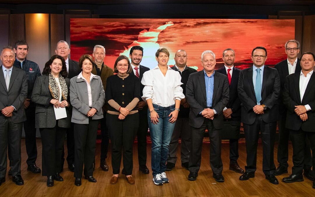 La Primera Dama de la Nación promueve la solidaridad para los damnificados por la temporada de lluvias en el país