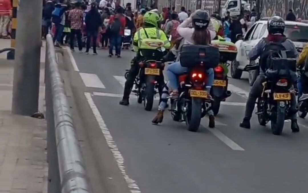 Última Hora: Monumental trancón en la calle 80 por manifestación indígena