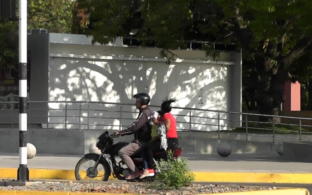 En Colombia, cuatro de cada diez motociclistas conduce con exceso de velocidad