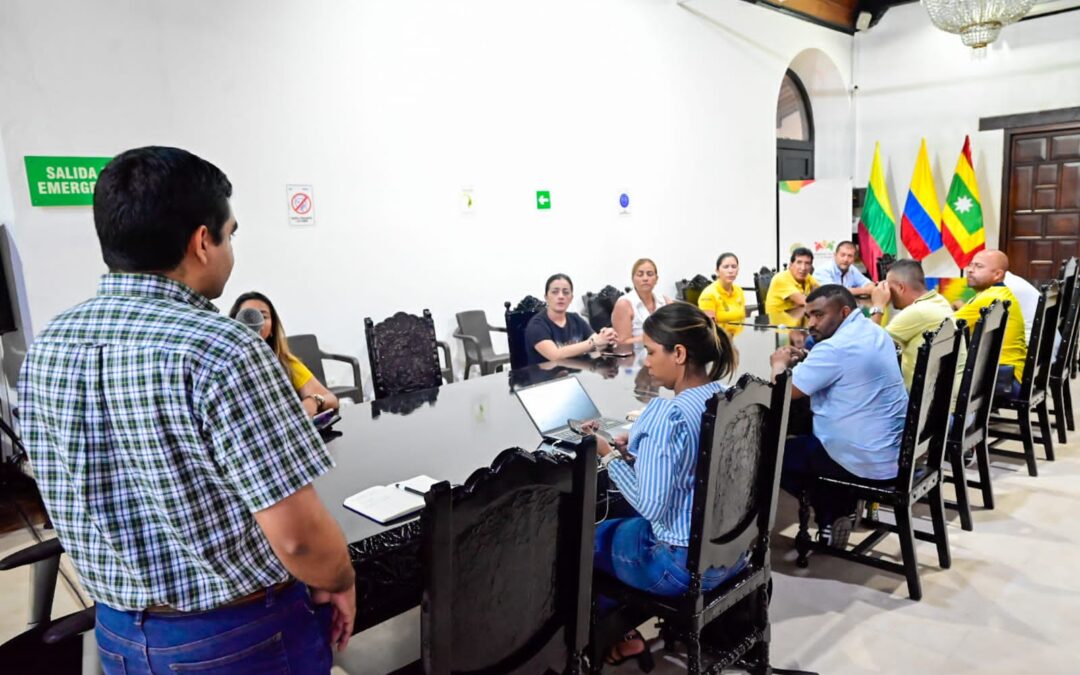 El distrito de Cartagena hará controles al transporte ilegal y el gremio de taxistas se compromete a mejorar el servicio a mejores al servicio  a