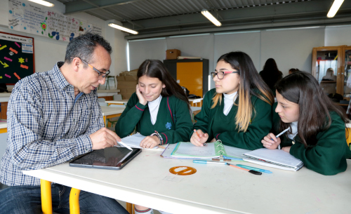 colegios públicos de Bogotá subieron 4,6 puntos promedio en pruebas Saber 11