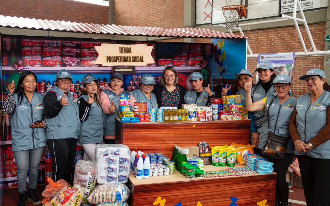 Más de 686 tenderos en Bogotá fueron beneficiados por programa Tiendas para la Gente