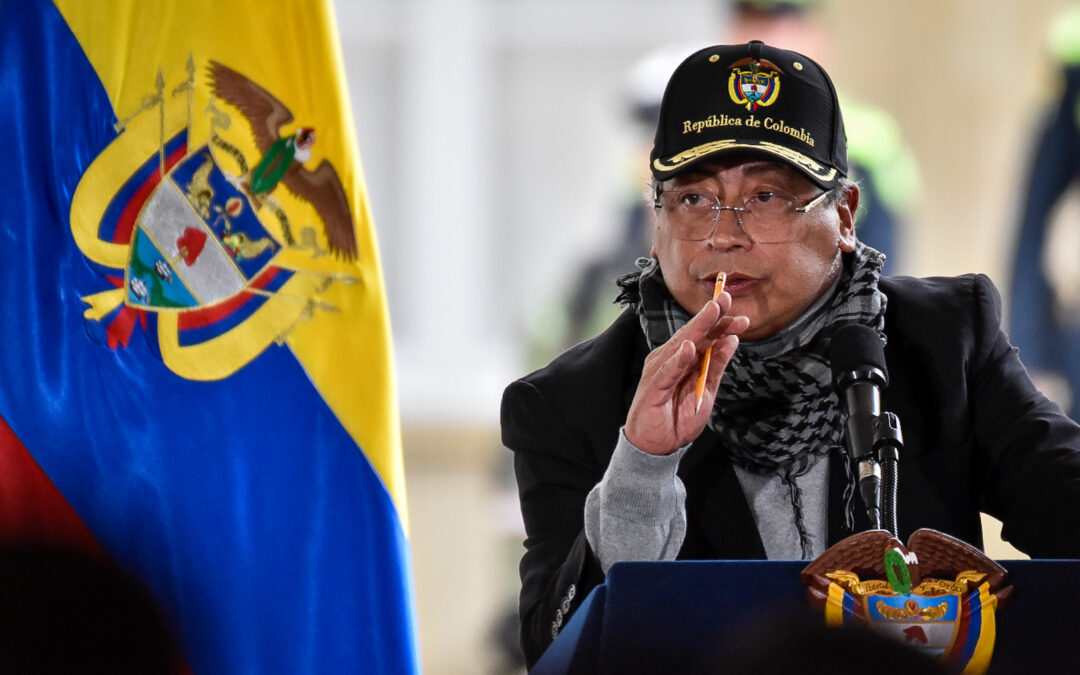 Petro lanza ofensiva militar contra el Clan del Golfo