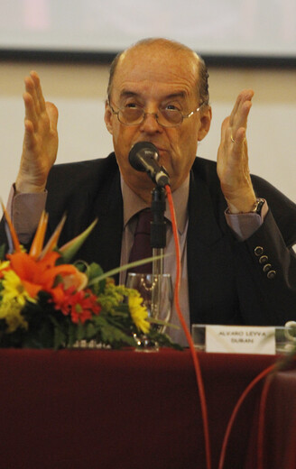 Álvaro Leyva acusa a Petro de persecución y advierte: “¡No me callará!”