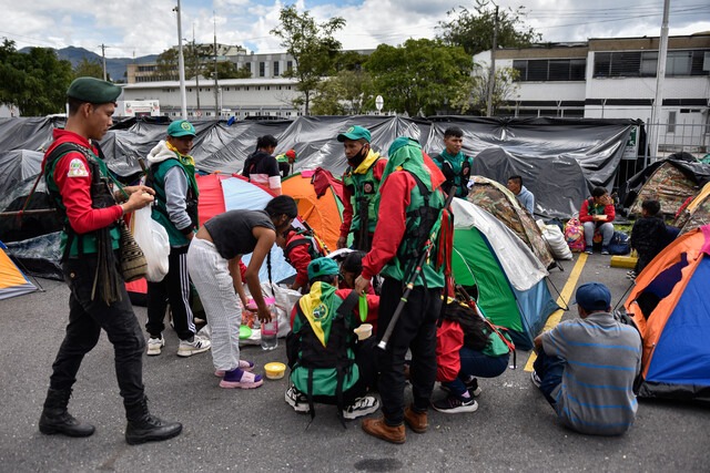 Choque institucional por indígenas Emberá: Defensoría rechaza señalamientos de reclutamiento infantil en Bogotá