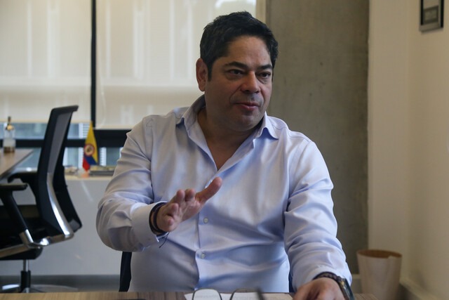 Camacol exige soluciones ante la crisis de vivienda informal y la suspensión de programas clave