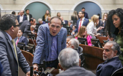 Bancada Independiente rechaza decreto de consulta popular de Petro y llama a defender la Constitución