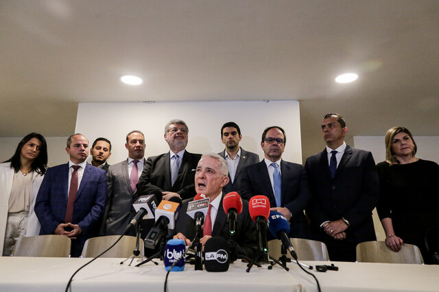 Centro Democrático convoca marcha nacional por Uribe tras condena a 12 años