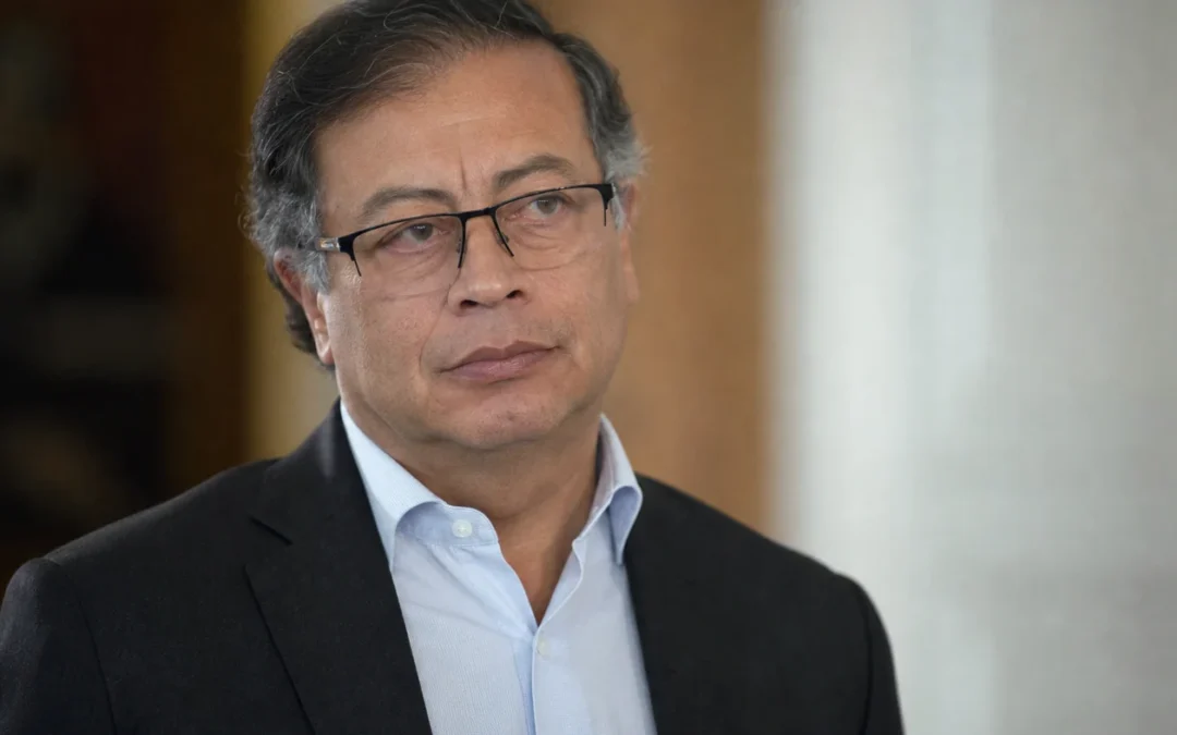posesión presidencial en cuarteles: Imagen editorial de la nota